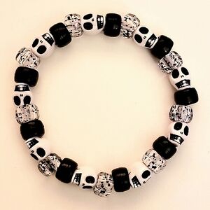 Handmade White Black Skull kandi bracelet